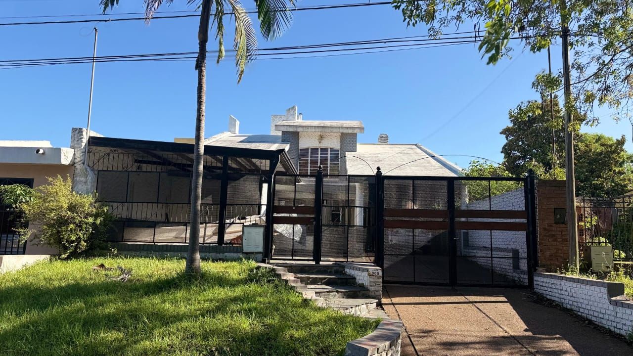 Imagen de la propiedad CASA EN VENTA ZONA PARACAO